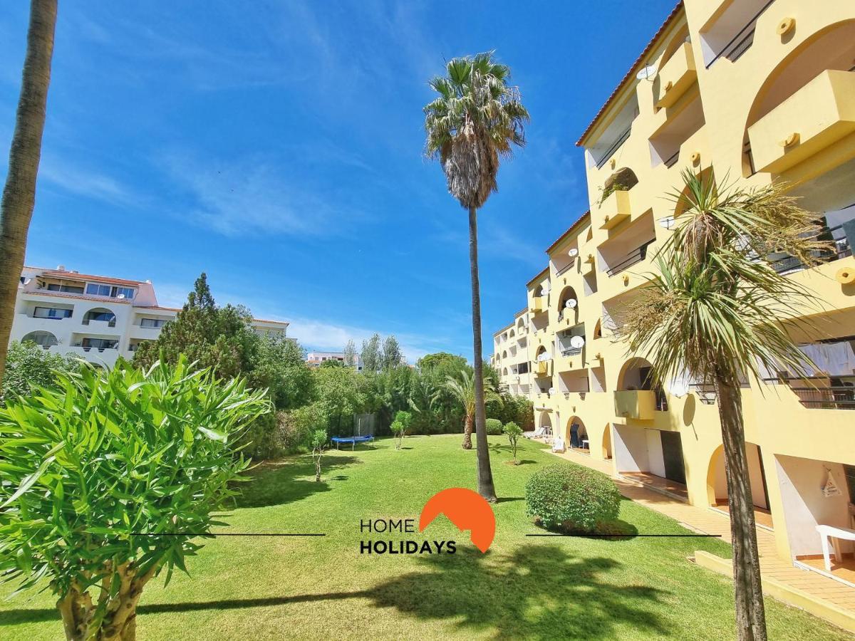 #014 T1 Foxy J By Holidays Apartment *
