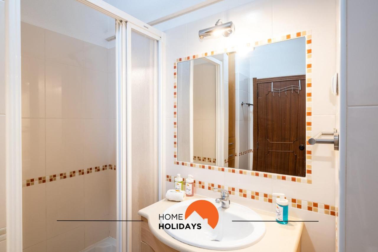 #014 T1 Foxy J By Holidays Apartment *
